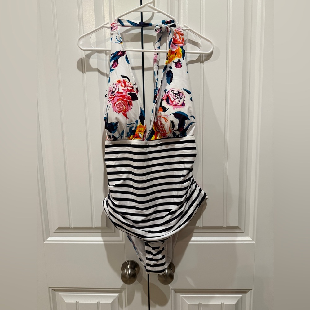 Cupshe Halter Neck One-Piece Swimsuit-2X-NWT